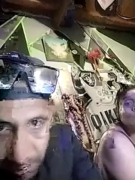 dulcedeseo13 online show from April 4, 2026, 5:49 am