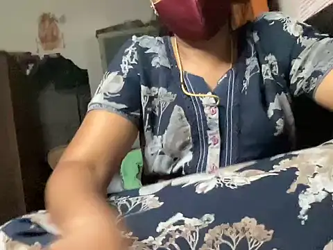 Tamil Sanjana  online show from April 17, 2026, 6:44 pm