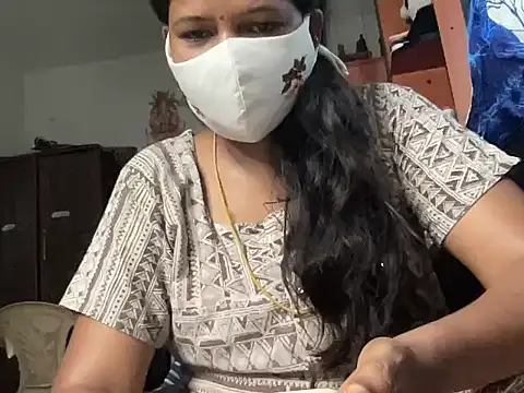 Tamil Sanjana  online show from April 22, 2026, 1:41 am