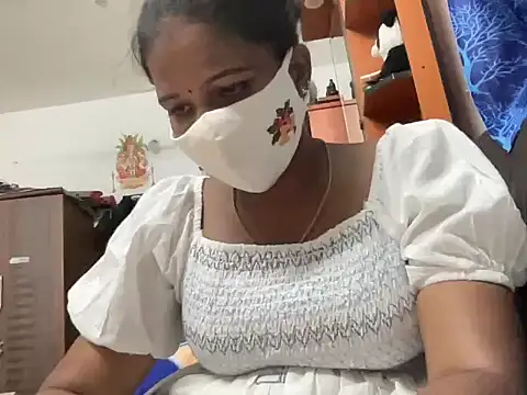 Tamil Sanjana  online show from April 23, 2026, 2:08 pm