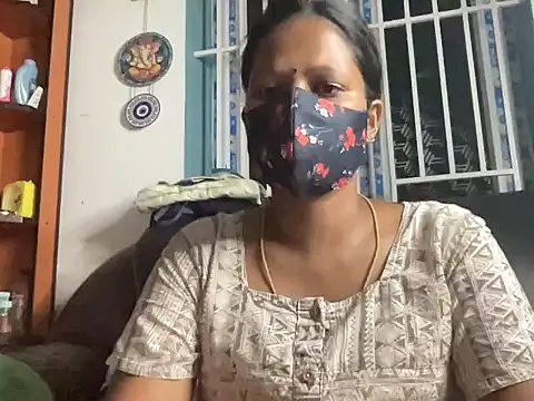 Snapshot of Tamil_Sanjana_ chatting on June 1, 2026, 7:37 pm Tamil Sanjana online show from June 1, 2026, 7:37 pm