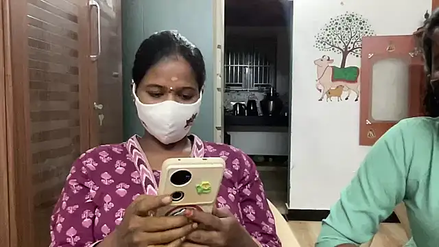 Tamil Sanjana  online show from July 31, 2026, 3:11 pm