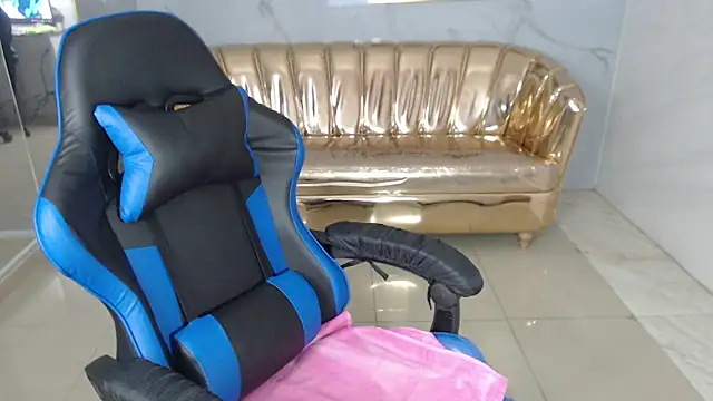 honey torres sub online show from March 8, 2025, 1:14 pm