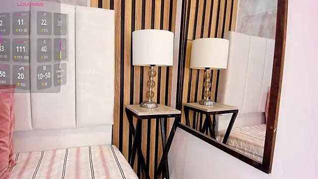 Samantha Good online show from November 17, 2025, 12:00 pm