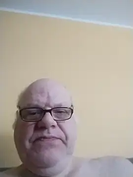 Snapshot of jk6t chatting on February 21, 2026, 12:06 pm jk6t online show from February 21, 2026, 12:06 pm