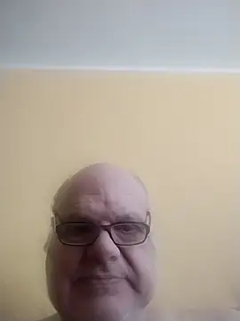 Snapshot of jk6t chatting on February 24, 2026, 12:14 pm jk6t online show from February 24, 2026, 12:14 pm