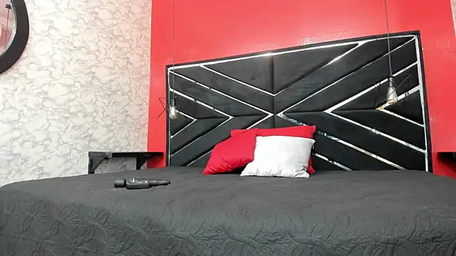 Snapshot of SEXY_HOTTIE__ chatting on January 11, 2025, 12:18 pm SEXY HOTTIE online show from January 11, 2025, 12:18 pm