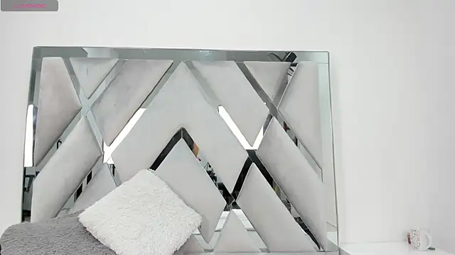  Hottest Mature online show from December 23, 2024, 4:06 pm