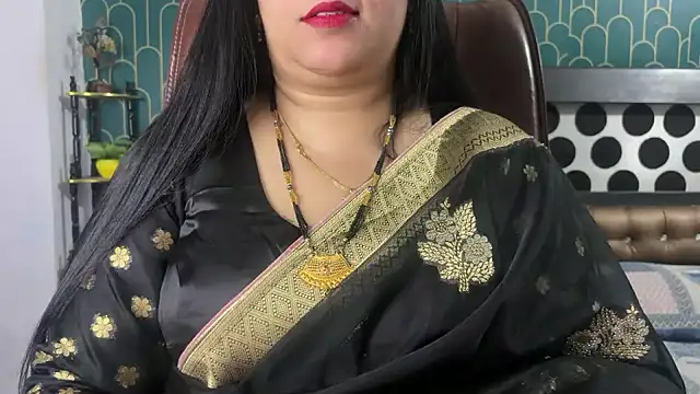 FlatVincy4 online show from February 17, 2026, 7:27 am