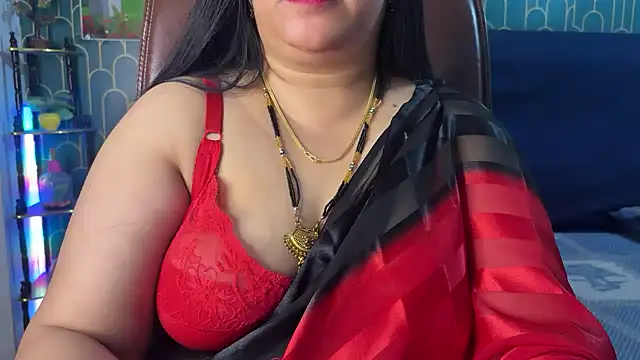 FlatVincy4 online show from February 28, 2026, 4:19 pm