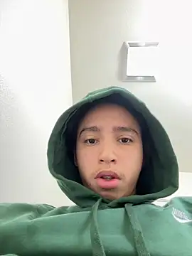 qbaby96 online show from January 1, 2025, 6:38 pm