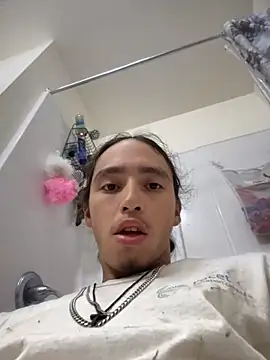 qbaby96 online show from September 16, 2025, 10:05 am