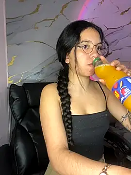 Rosita forever  online show from October 16, 2025, 2:07 pm