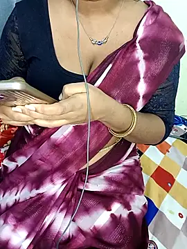 Snapshot of Tamilbigboobie chatting on December 22, 2025, 6:49 pm Tamilbigboobie online show from December 22, 2025, 6:49 pm
