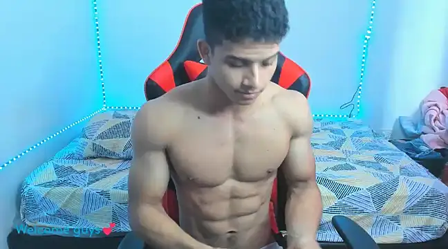 Snapshot of oliver_thompsson7 chatting on January 4, 2025, 5:05 pm oliver thompsson7 online show from January 4, 2025, 5:05 pm