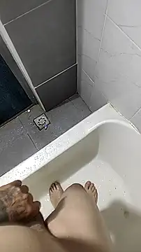 DTuannHallT online show from April 10, 2026, 12:10 pm