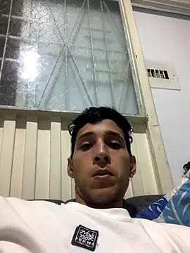 Snapshot of judesmith95 chatting on September 20, 2025, 12:33 am judesmith95 online show from September 20, 2025, 12:33 am