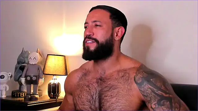 Snapshot of BradLeon_ chatting on November 23, 2025, 9:31 am BradLeon online show from November 23, 2025, 9:31 am