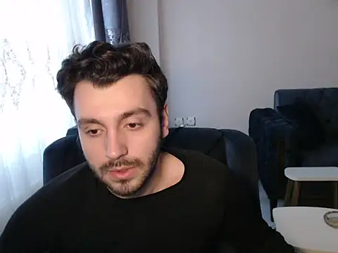 handsomeee04 online show from March 22, 2026, 2:42 pm