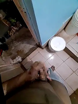 Snapshot of Bloal25 chatting on January 12, 2025, 8:57 am Bloal25 online show from January 12, 2025, 8:57 am