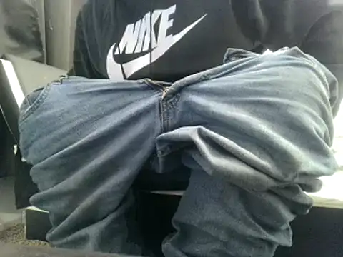 party51502 online show from February 3, 2025, 1:41 am