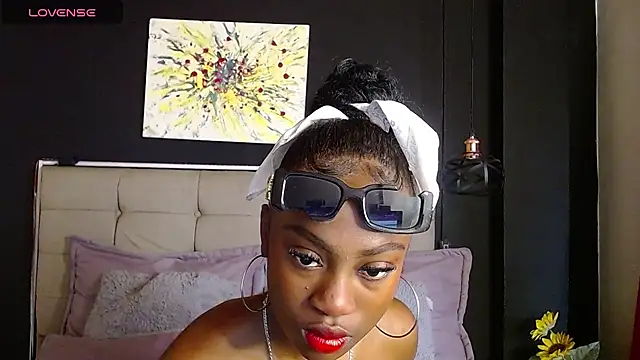 nikkystorm1  online show from January 26, 2025, 1:58 pm