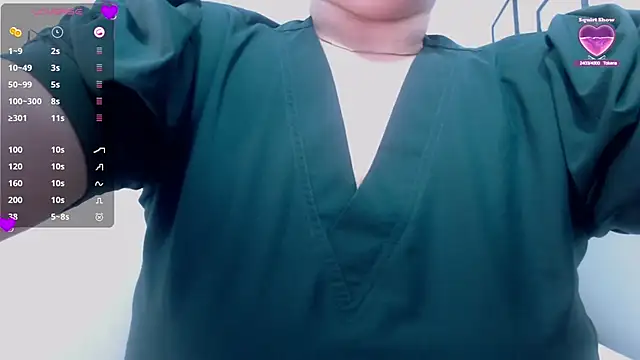 Snapshot of MommyHelpsmee chatting on February 5, 2025, 7:50 am MommyHelpsmee online show from February 5, 2025, 7:50 am