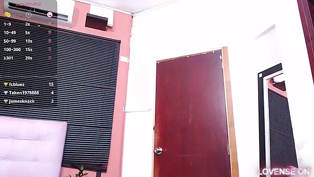 Snapshot of MommyHelpsmee chatting on March 17, 2025, 7:48 pm MommyHelpsmee online show from March 17, 2025, 7:48 pm