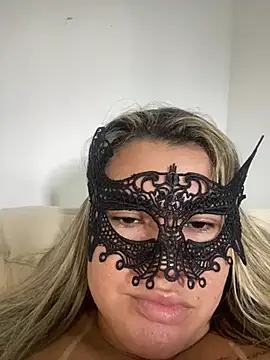 Casadadelicia26 online show from March 3, 2026, 6:36 pm