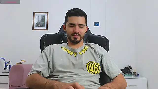 Massimoo 07 online show from September 10, 2025, 9:26 pm