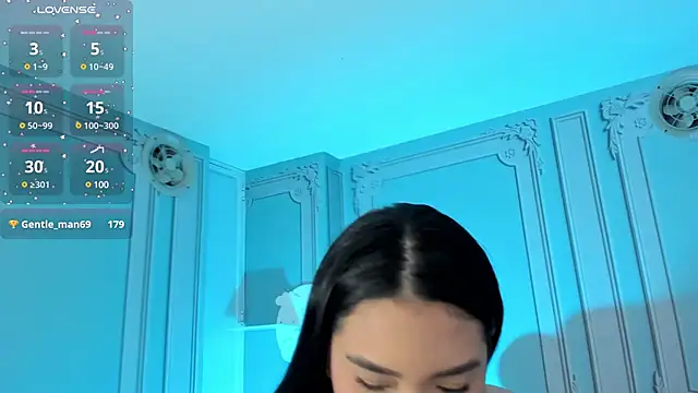 Snapshot of stefany_duque1_ chatting on December 29, 2024, 12:52 am stefany duque1  online show from December 29, 2024, 12:52 am