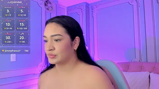 Snapshot of stefany_duque1_ chatting on December 31, 2024, 5:44 am stefany duque1  online show from December 31, 2024, 5:44 am