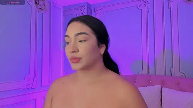 Snapshot of stefany_duque1_ chatting on January 8, 2025, 2:57 am stefany duque1  online show from January 8, 2025, 2:57 am