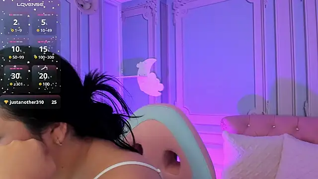 Snapshot of stefany_duque1_ chatting on January 19, 2025, 8:29 am stefany duque1  online show from January 19, 2025, 8:29 am