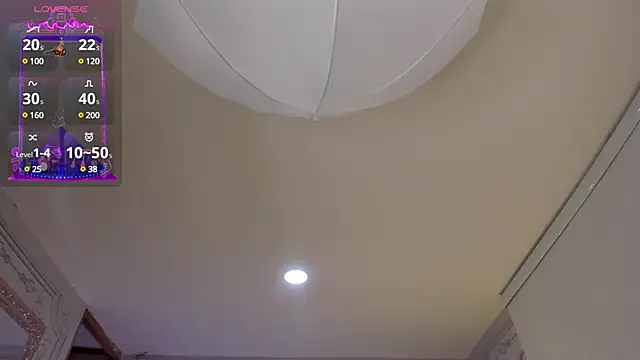 Snapshot of stefany_duque1_ chatting on February 12, 2025, 7:44 am stefany duque1  online show from February 12, 2025, 7:44 am