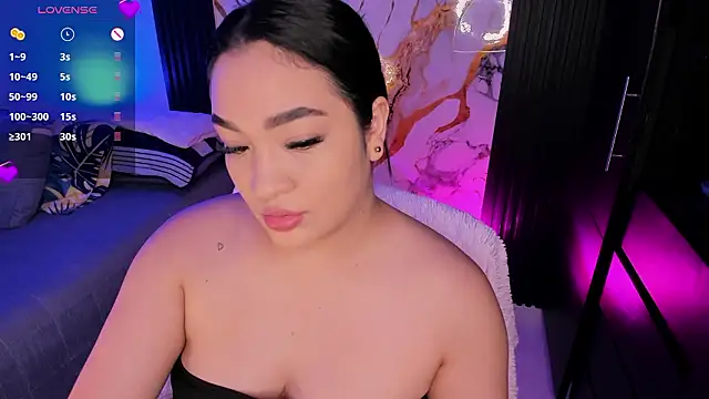 stefany duque1  online show from February 20, 2026, 12:07 am