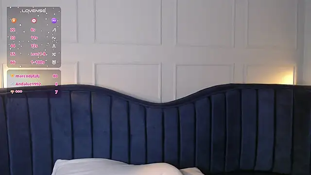 Snapshot of Abbydreams_ chatting on January 24, 2025, 2:28 am Abbydreams online show from January 24, 2025, 2:28 am