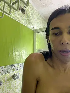 Ebonyxprincess  online show from April 4, 2026, 9:23 pm