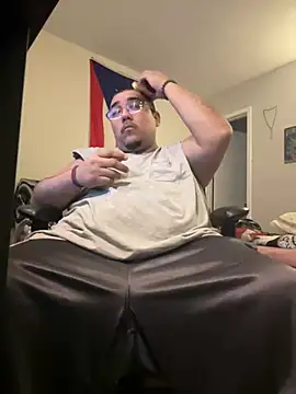 cloudy couple444 online show from March 11, 2025, 2:32 am