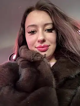 Snapshot of AndreaMood chatting on February 3, 2025, 4:57 am AndreaMood online show from February 3, 2025, 4:57 am