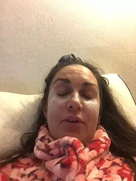 BELLAMORGANE1 online show from January 4, 2025, 7:02 pm