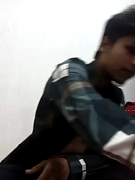 sexy boy 26 online show from February 9, 2026, 7:07 pm