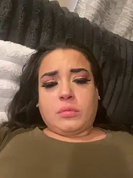 StephanieDaBeauty online show from May 15, 2026, 12:23 pm