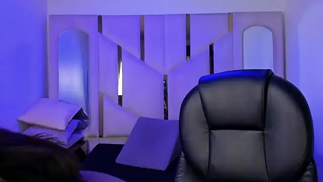 IsabellRodriguez18 online show from March 7, 2026, 4:20 am