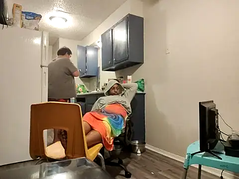 Itallionstallion online show from March 3, 2025, 6:37 am