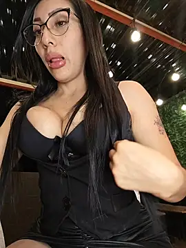 Isabellitasexi38 online show from February 20, 2026, 6:26 am