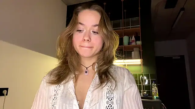 RoxyStar17 online show from January 10, 2025, 8:15 pm