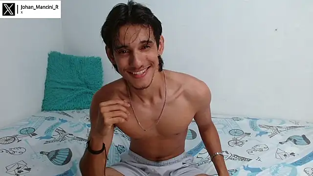Snapshot of Johan_Mancini_R chatting on July 13, 2026, 4:32 pm Johan Mancini R online show from July 13, 2026, 4:32 pm