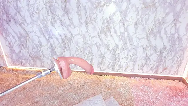 whiitneyfox online show from March 7, 2025, 5:18 am