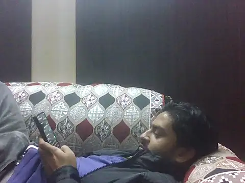 indihotguy online show from November 16, 2025, 1:49 pm